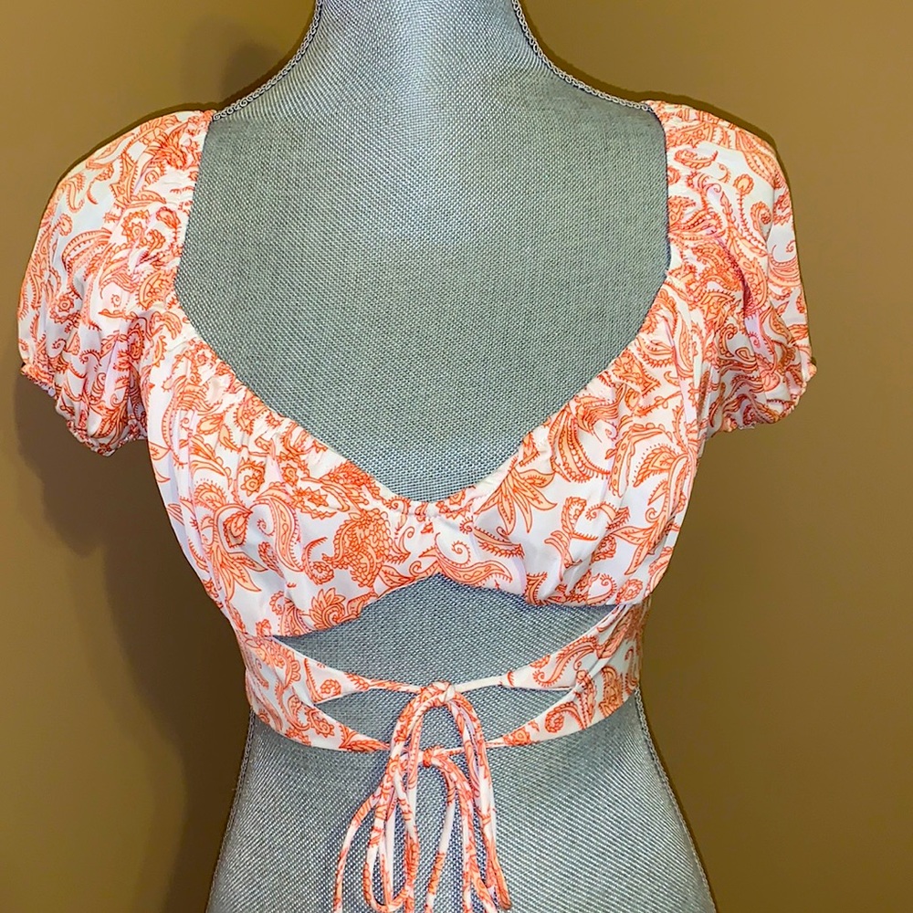 Crop Top with Cap Sleeves